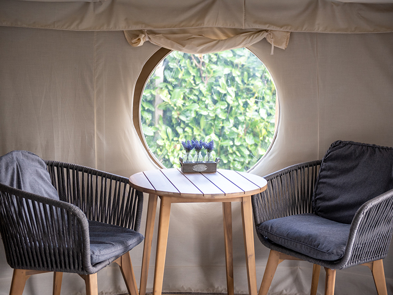 Cosy furnishings in the yurt