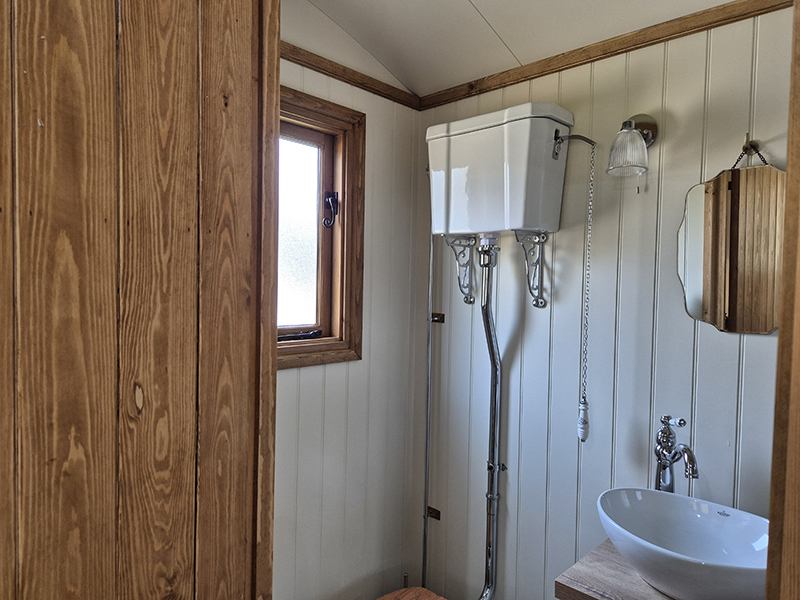 Ensuite shower room in Heather